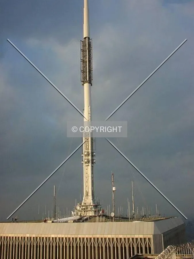The mast of One World Trade Center