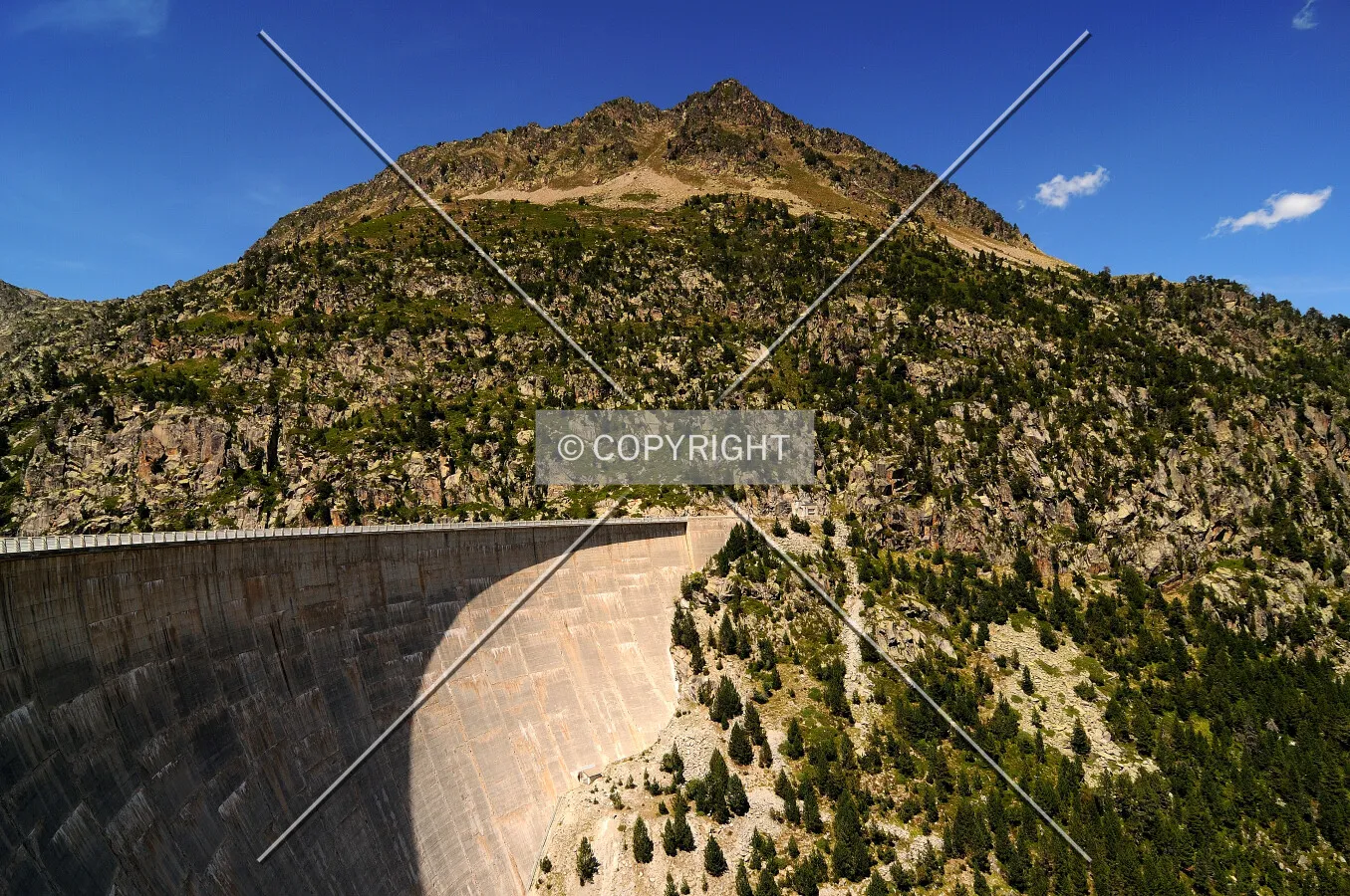 Lac Oredon dam