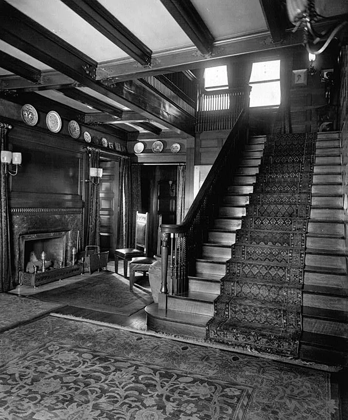 First floor staircase, main hall north end