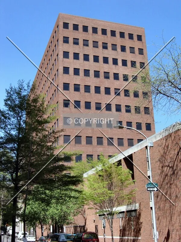 View to the north from 5th Street/Locust Street