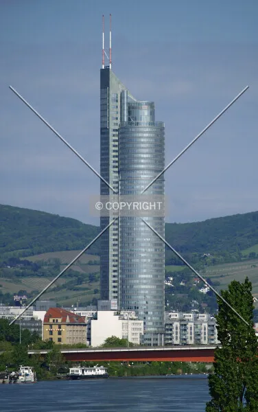 Photo 555-223-678