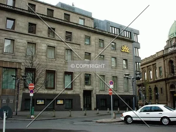 View of the right side