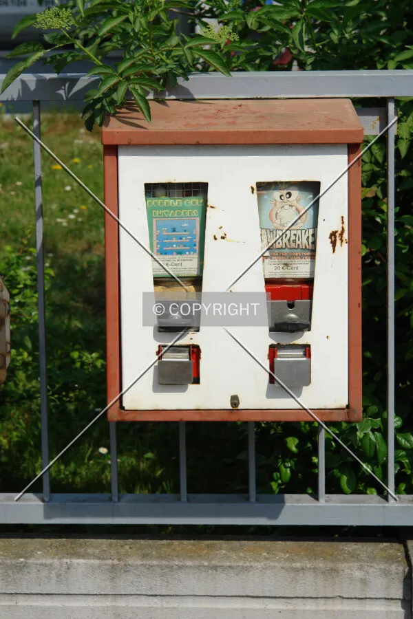 A gumball machine