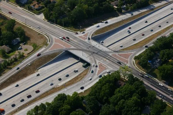 Parallel Parkway Overpass
