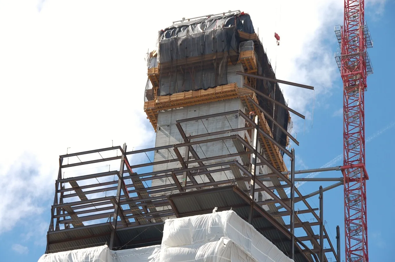 Hanging steel on the upper levels