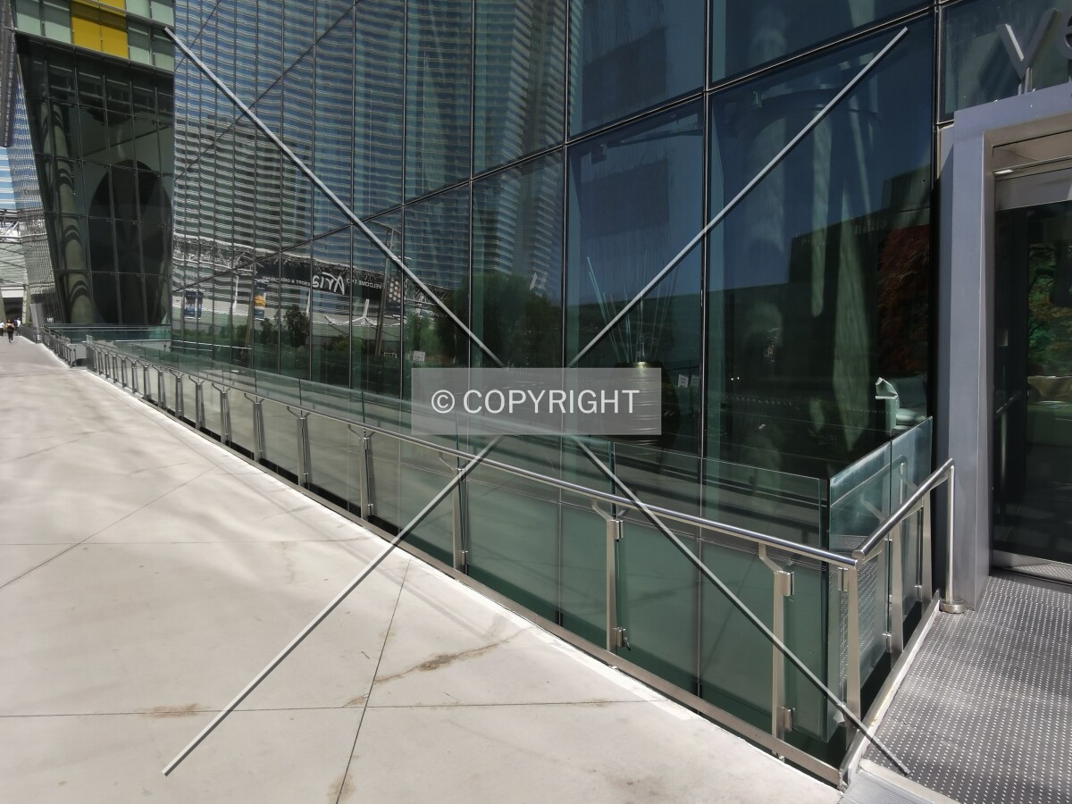 Photo 558-167-894