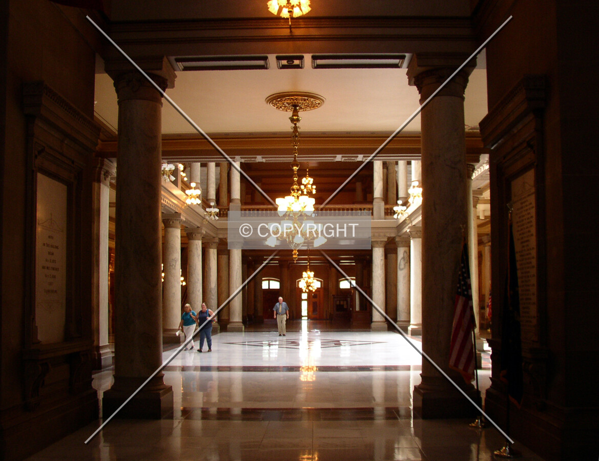 Looking into the north lobby from the rotunda