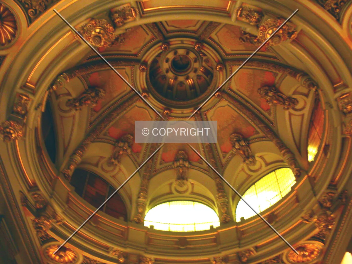 Celling in the 4th floor just under the librery