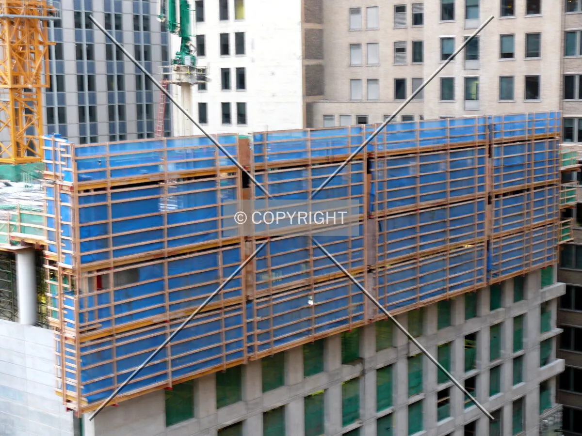 Temporary formwork on the eastern face