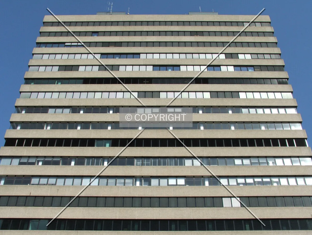 Looking up from Erasmusplein