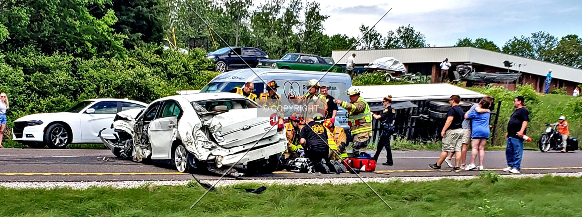 A car accident on westbound Interstate 70, west of Columbia, Missouri; May 16, 2019