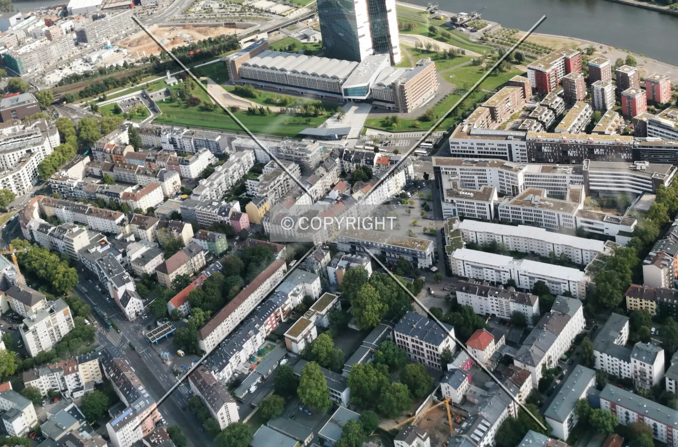 Flight with a helicopter over Frankfurt