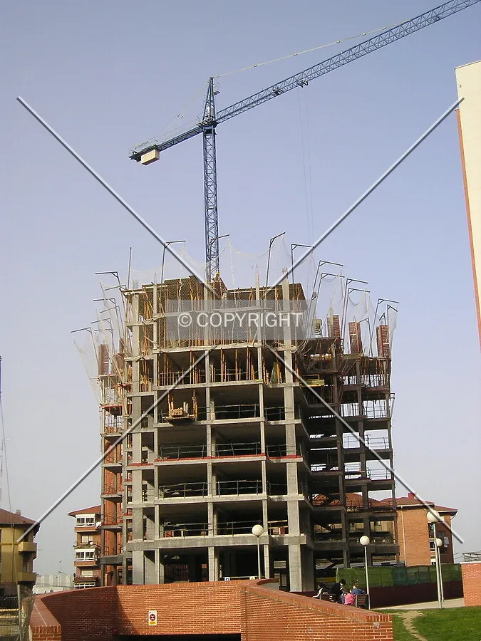 View of the building rising