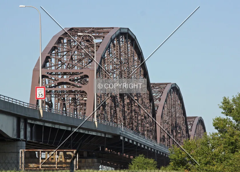 Photo 562-721-310