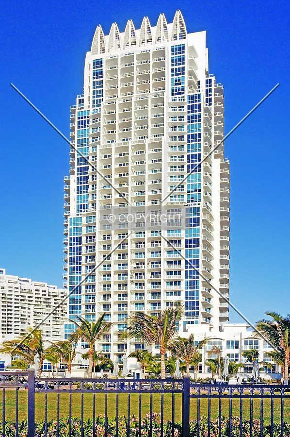 Continuum on South Beach, North Tower