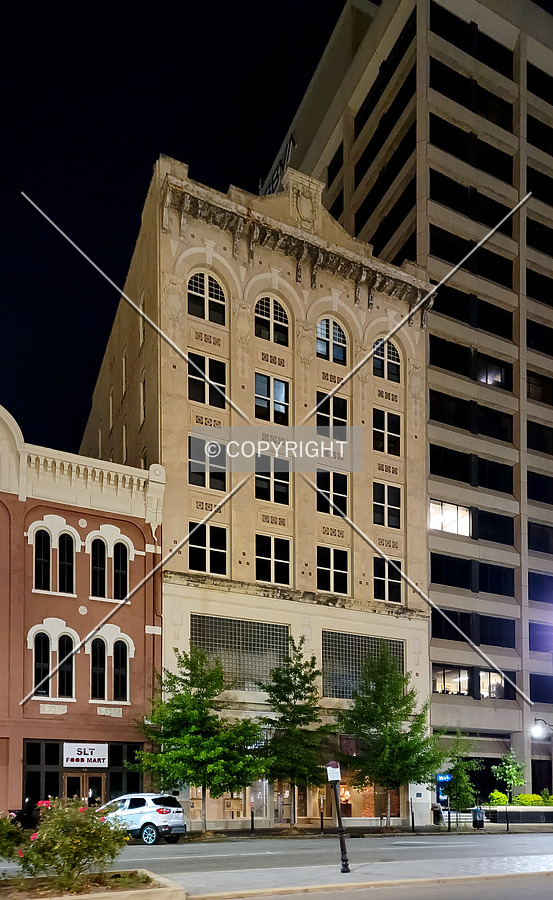 From the west at night; May 28, 2021