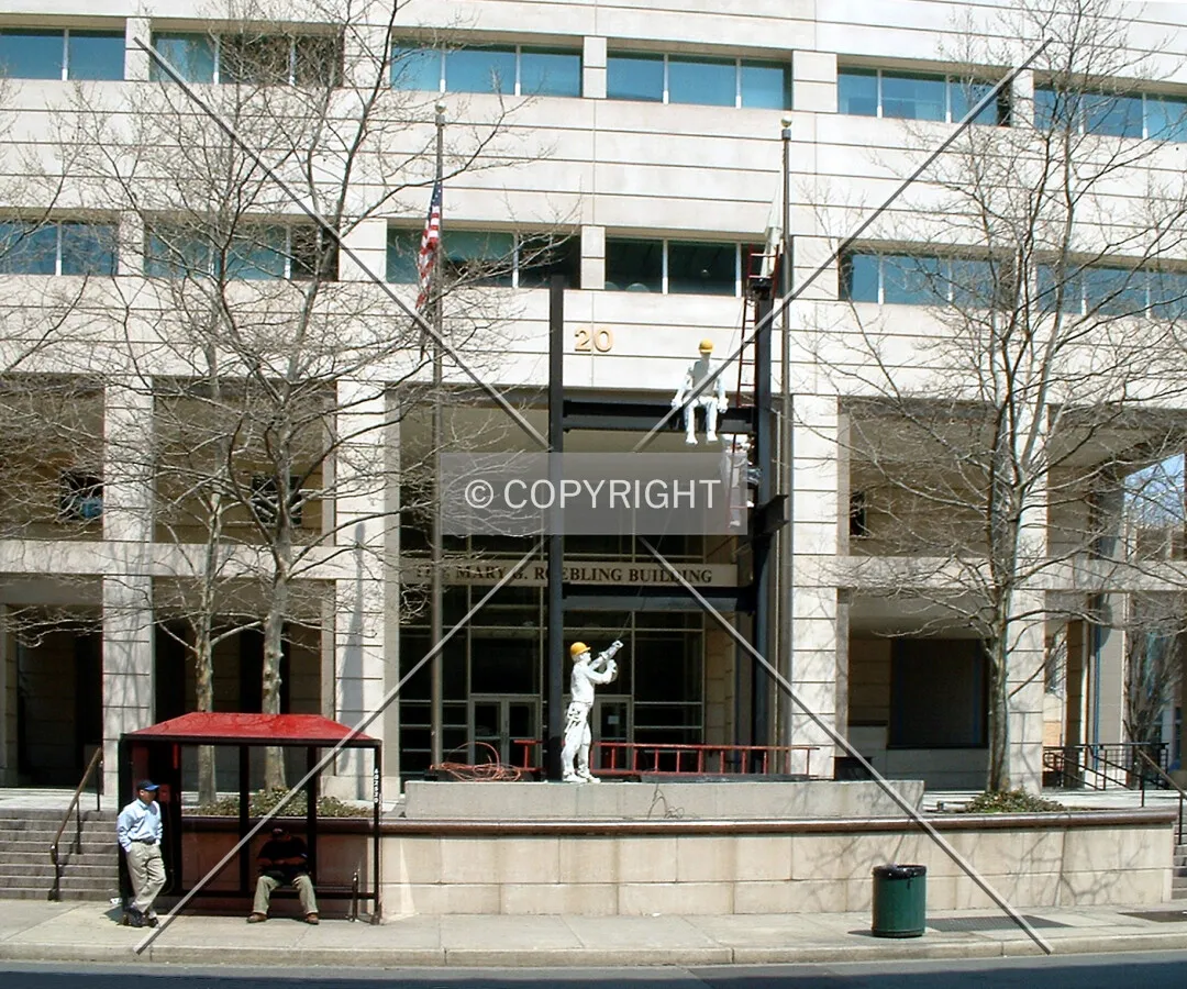 Main entrance from the south on State Street