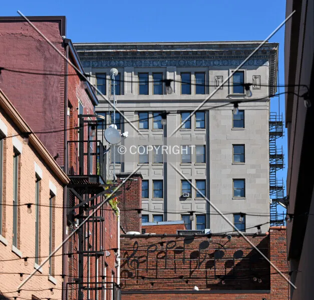 Photo 565-548-672