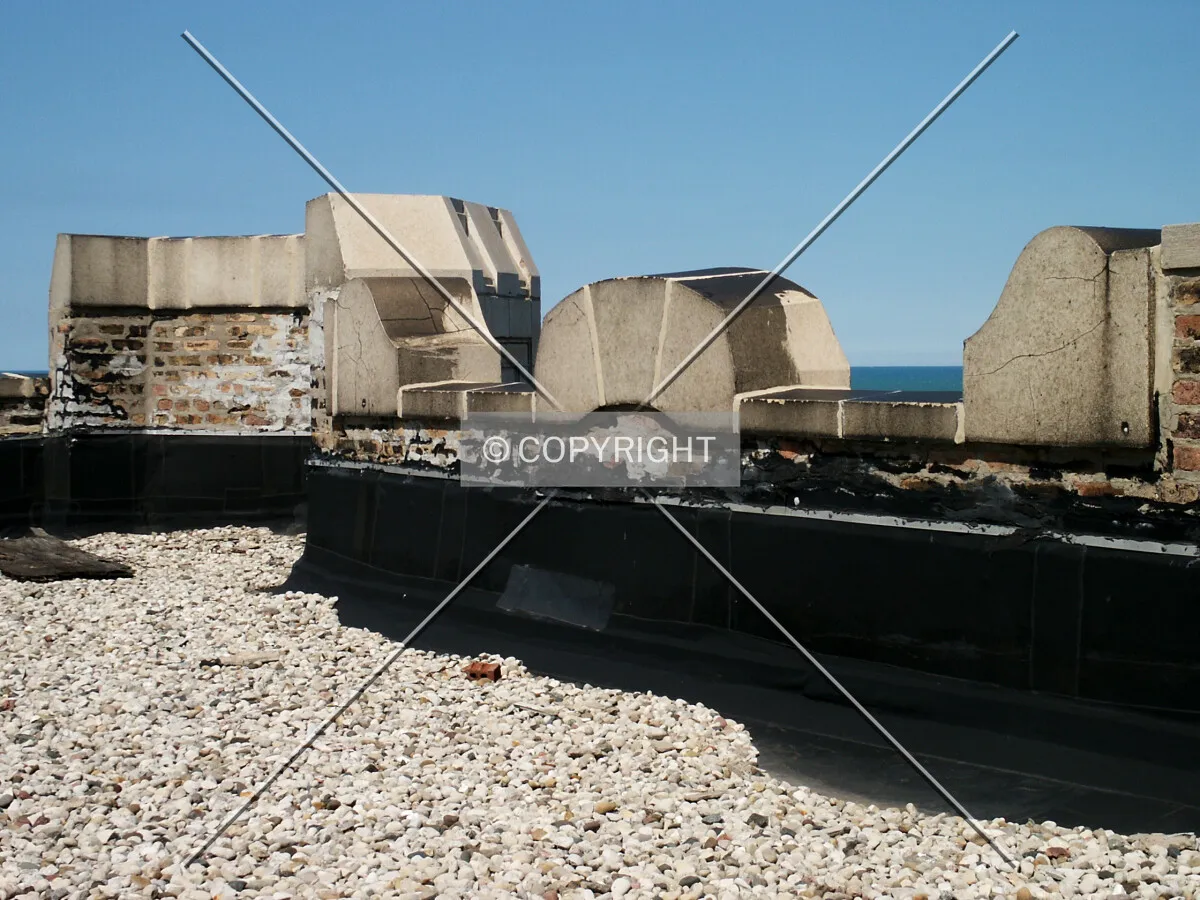 Northeast section of the parapet
