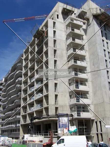 570-079-281