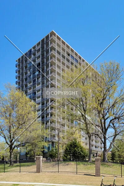 2300 Riverside Apartments