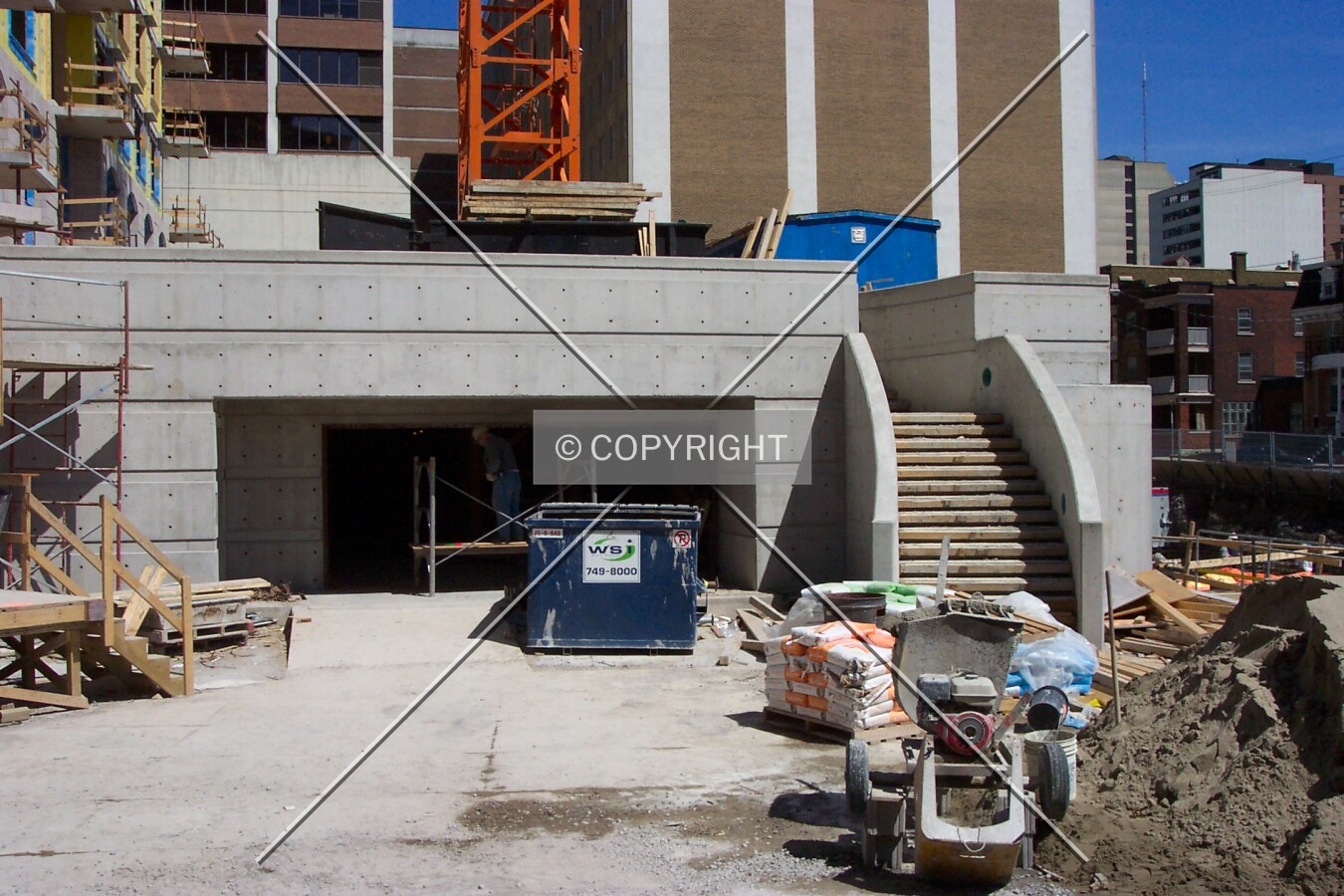 Entrance to the underground parking located between the two towers