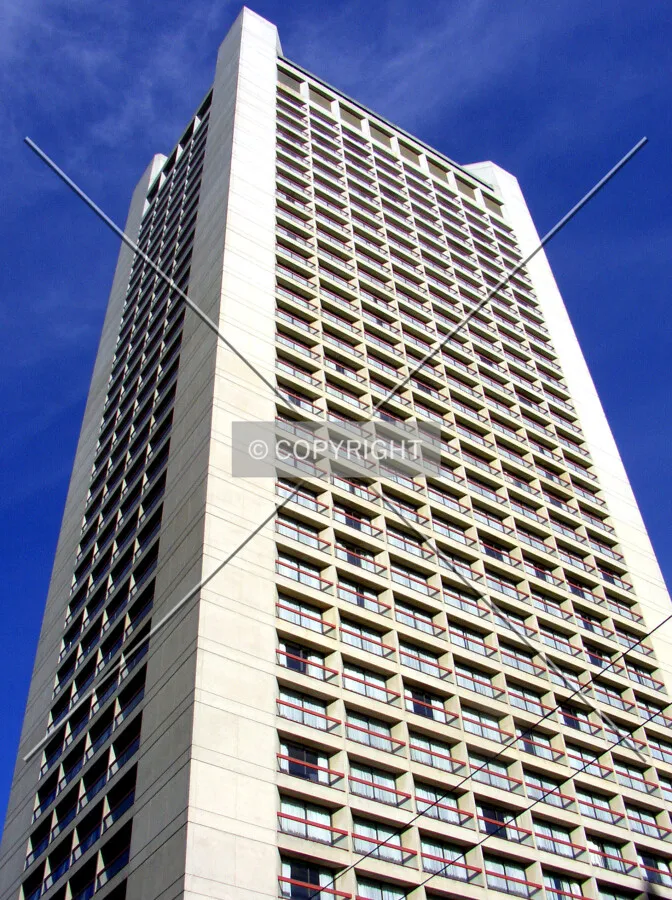 Looking up the northwest corner from Sutter Street