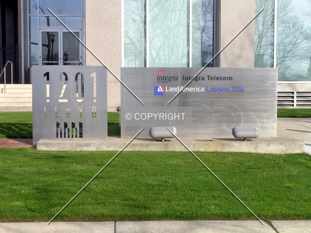 Building sign
