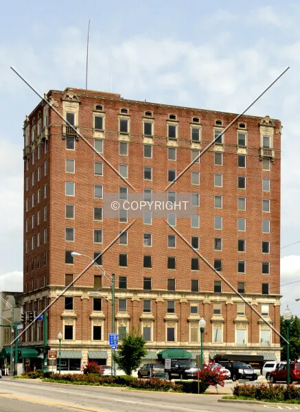 Photo 572-285-697