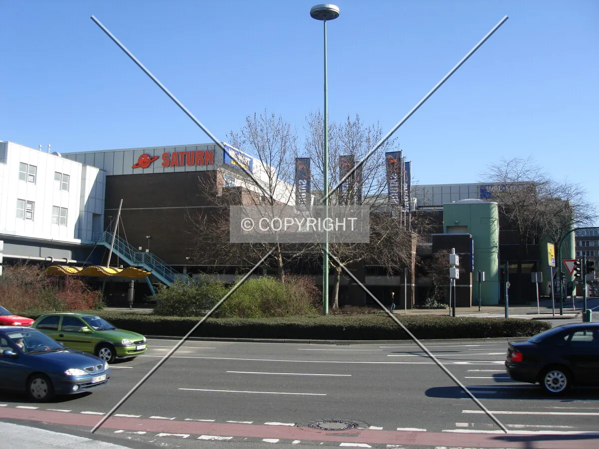 Part of the shopping center at Alfredistraße