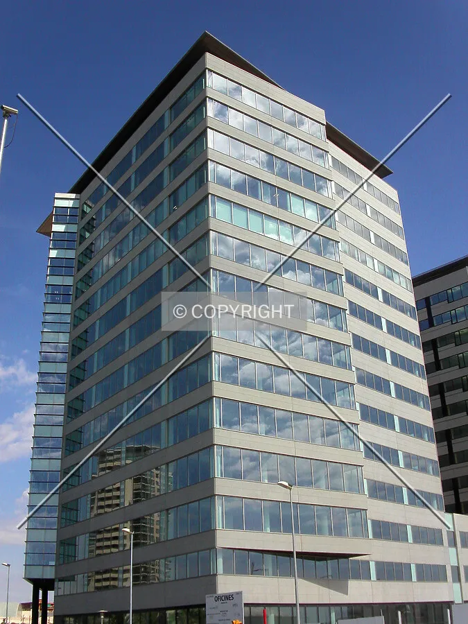 The building seen from the promenade at its eastern side