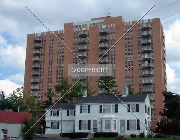 View to the southeast from Schantz Avenue