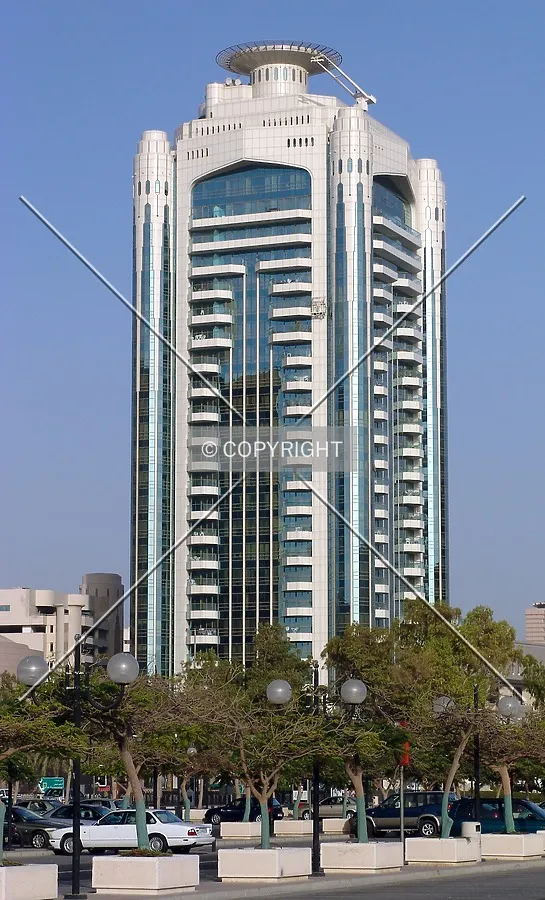 The western view from street level