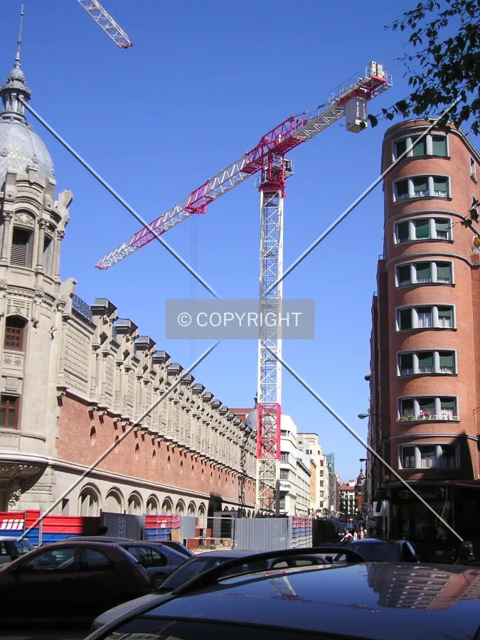 Construction crane at Alameda San Mames