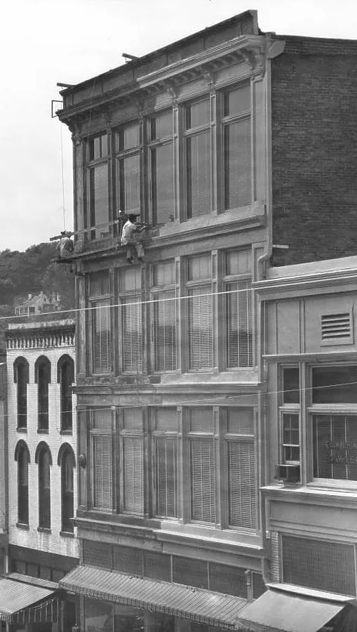 Vintage view of the upper three floors from the southeast