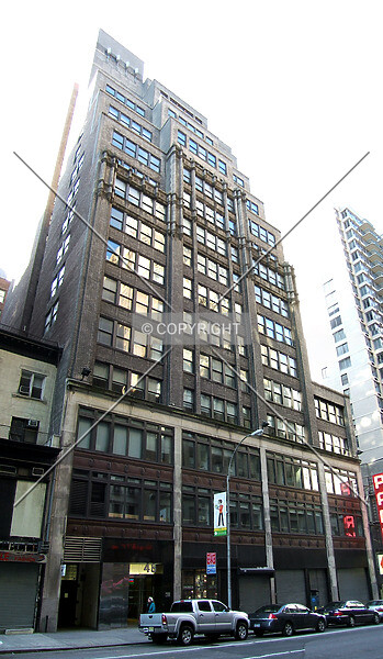 Photo 057-953-567