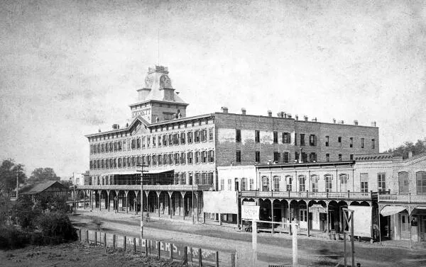 Photo 579-974-030