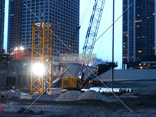 Tower crane erection after sunset; 2 January 2004