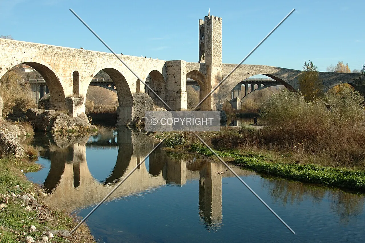 Besalú bridge