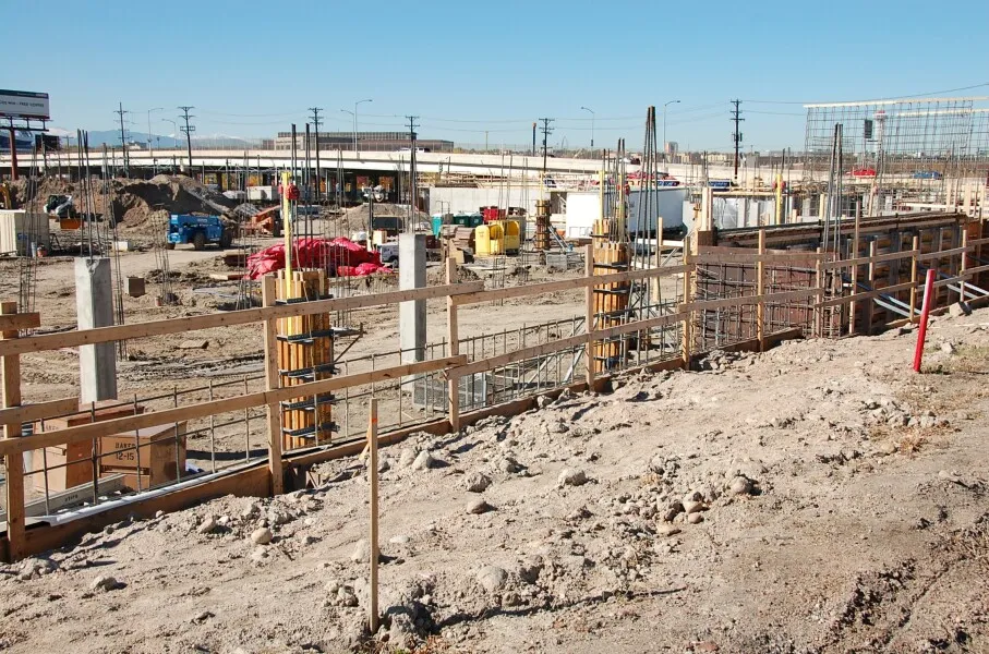 582-601-388