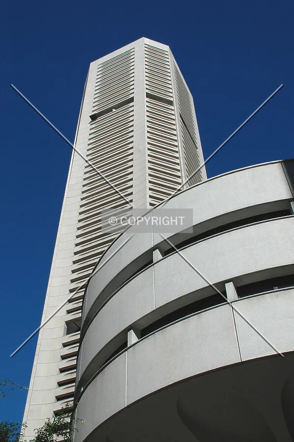 Looking up from Martin Place