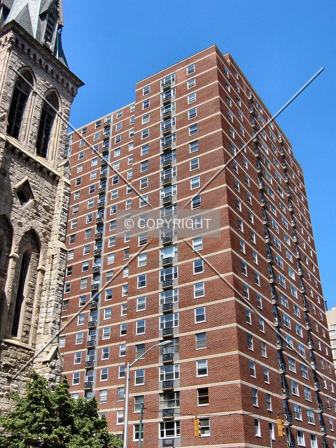 Looking up from Chase Street