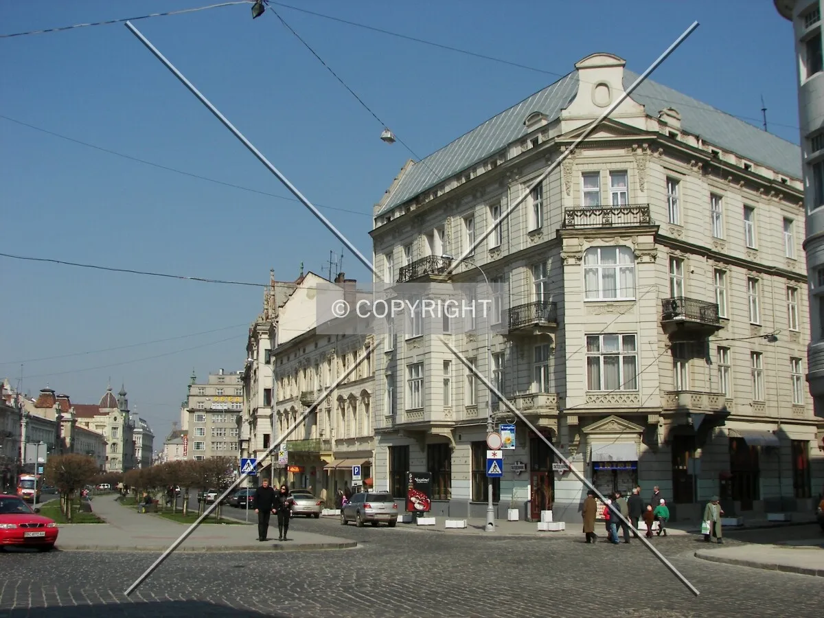 Looking along the Shevchenko Avenue