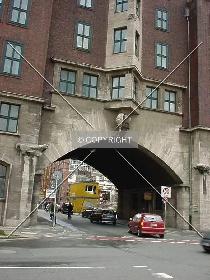 Tunnel to backside of building