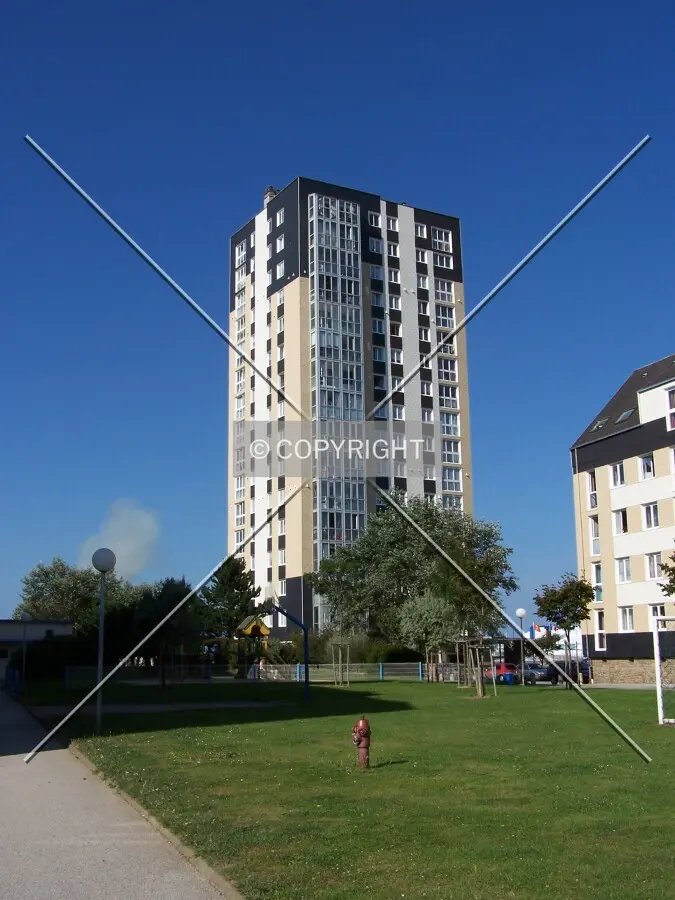 Angle Sud-Ouest vu depuis la Place du Président Kennedy