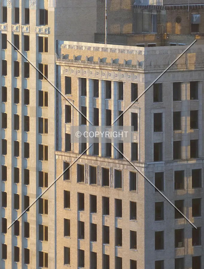 Photo 590-609-599