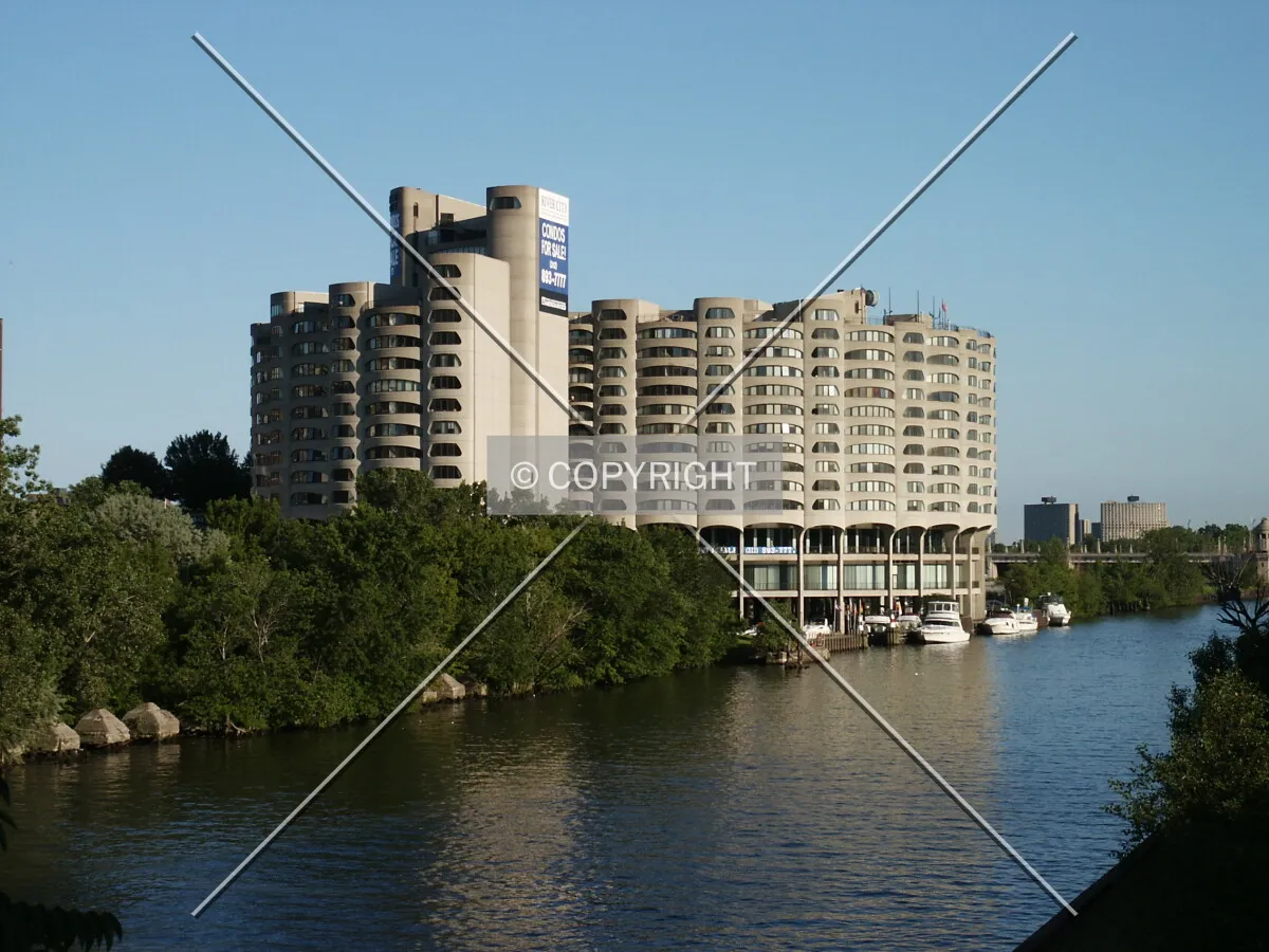View from upstream with Bertrand Goldberg's Hilliard Homes in the background