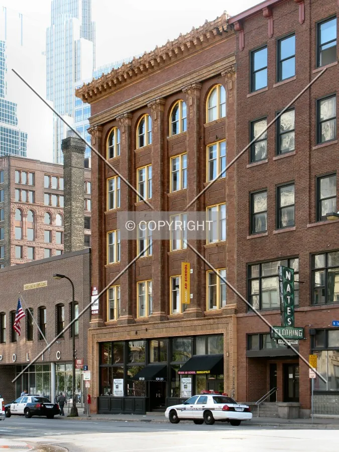 View to the south across 1st Avenue/4th Street North