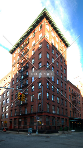 Photo 590-982-382