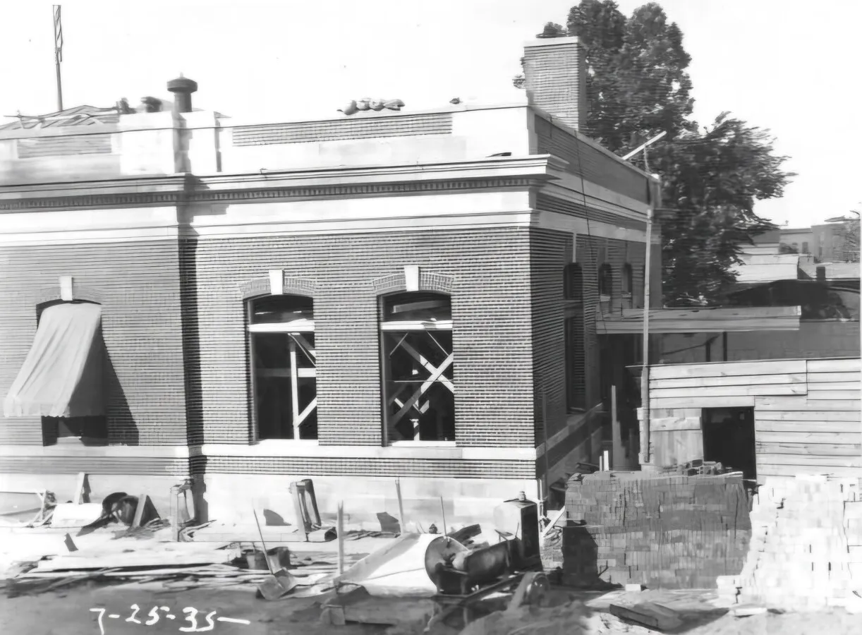 Rear addition construction; 1935